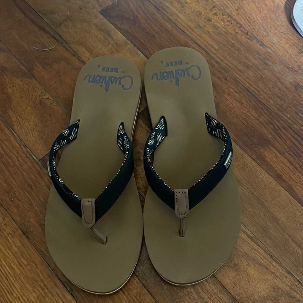 Reef flip flops